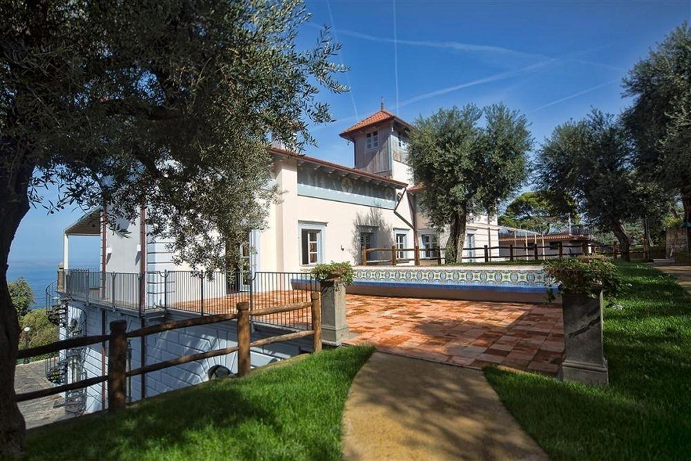 Villa Sabrina Relais Sorrento Eksteriør billede